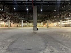 Gul Crescent (D22), Warehouse #587777261